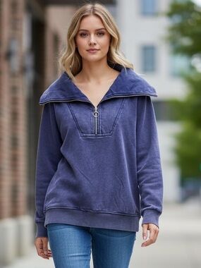 UMGEE Vintage-Style Navy Half-Zip Pullover Sweatshirt